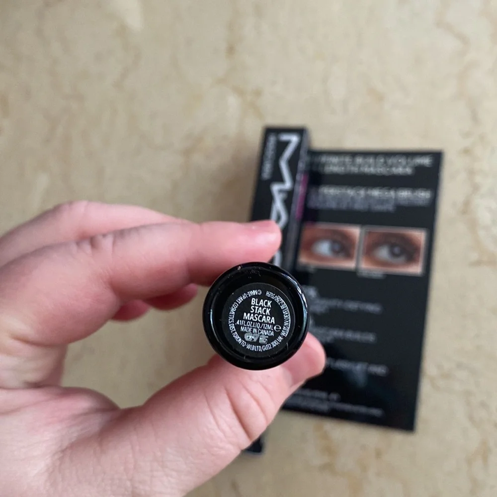 MAC Stack Mascara